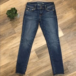 American Eagle skinny jeans size2